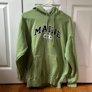 Maine Sweatshirt in Size Unisex Medium